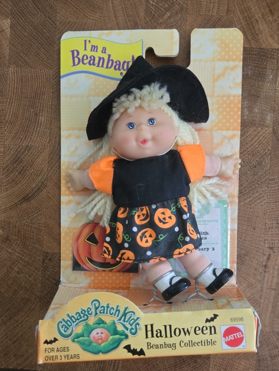 Cabbage Patch Kids Other - Cabbage Patch Halloween Pumpkin Witch Beanbag Mini Doll - Black & Orange